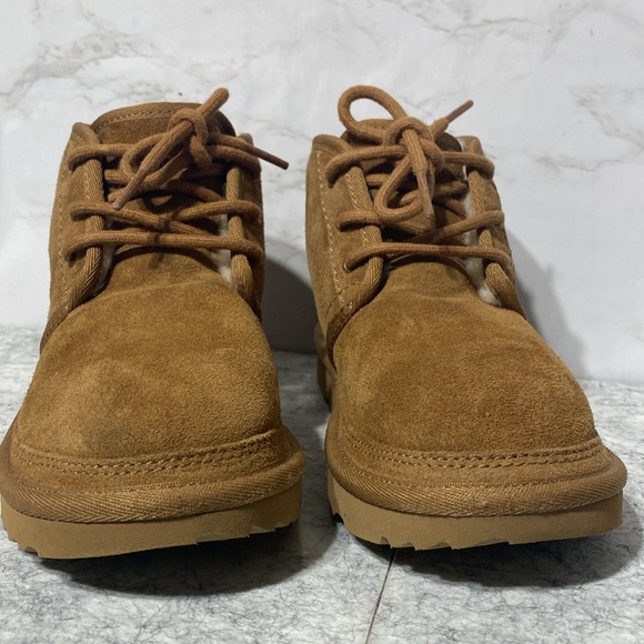 Ugg Neumel Kids Boots - Picture 5 of 12
